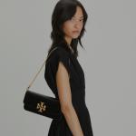 Tory burch clutch bag